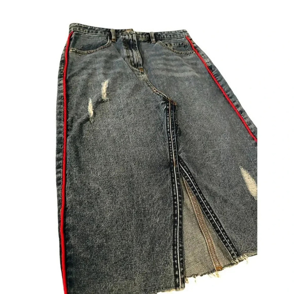 Hotwind Denim knee length A-Line Skirt with slit  Size Large - Picture 4 of 8